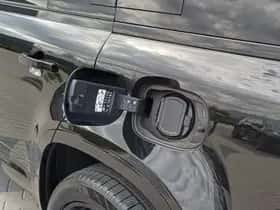 Land Rover Defender (2026) thumbnail 30