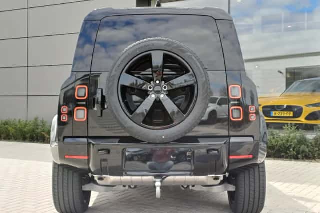 Land Rover Defender (2026) thumbnail 35