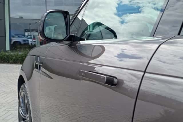 Land Rover Range Rover Sport (2026) thumbnail 28
