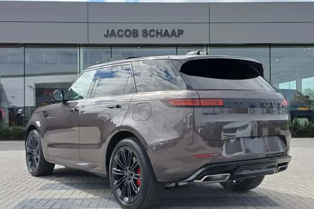 Land Rover Range Rover Sport (2026) thumbnail 6