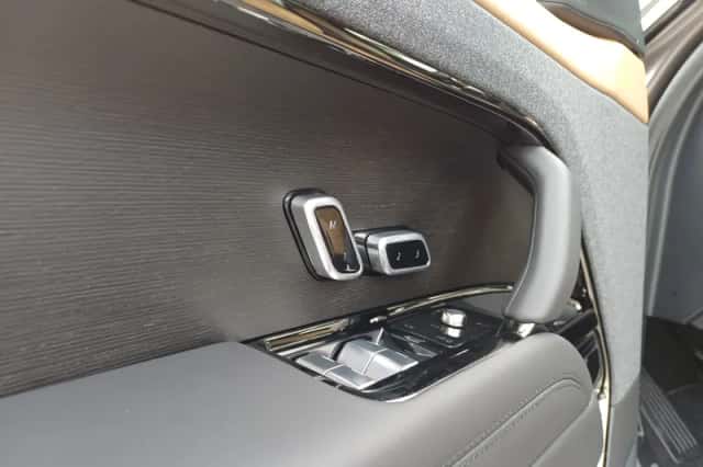 Land Rover Range Rover Sport (2026) thumbnail 8
