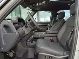Land Rover Defender (2026) thumbnail 6