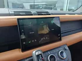 Land Rover Defender thumbnail 15