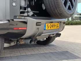 Land Rover Defender thumbnail 25