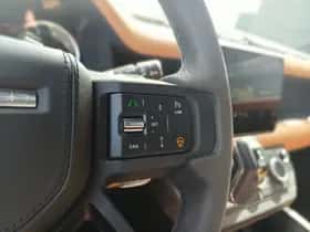 Land Rover Defender thumbnail 4