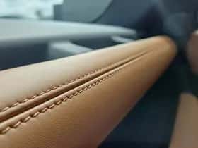 Land Rover Defender thumbnail 34