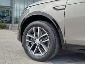 Land Rover Discovery Sport (2024) thumbnail 22