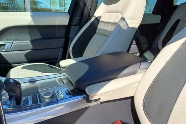 Land Rover Range Rover Sport (2022) thumbnail 25