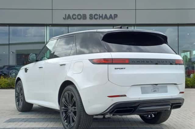 Land Rover Range Rover Sport (2026) thumbnail 5