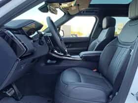 Land Rover Range Rover Sport (2026) thumbnail 6