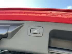Land Rover Discovery Sport (2022) thumbnail 16