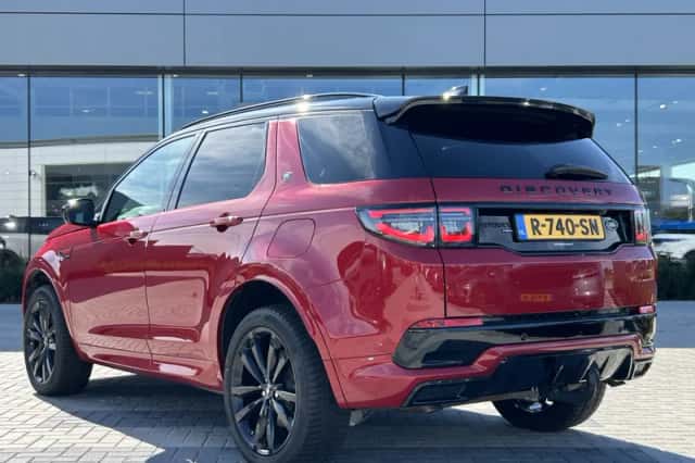 Land Rover Discovery Sport (2022) thumbnail 5