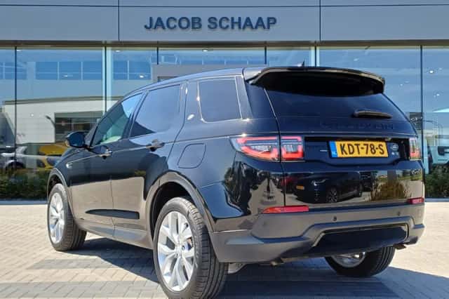 Land Rover Discovery Sport (2022) thumbnail 5