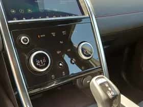 Land Rover Discovery Sport (2020) thumbnail 17