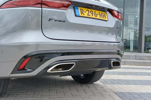 Jaguar F-Pace (2021) thumbnail 32
