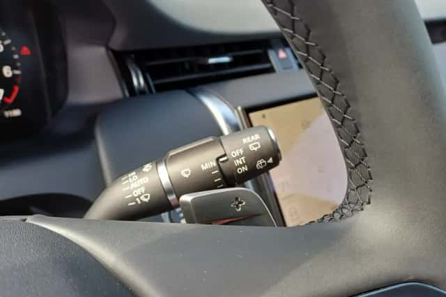 Land Rover Discovery Sport (2026) thumbnail 27