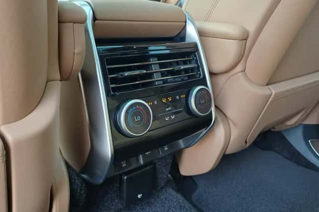 Land Rover Range Rover (2026) thumbnail 13