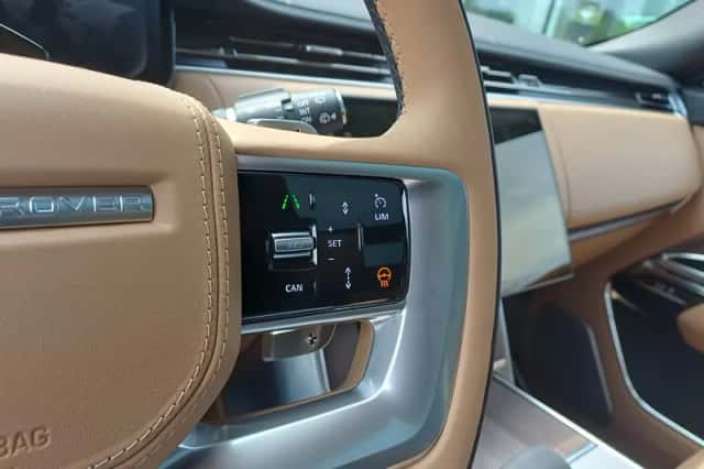 Land Rover Range Rover (2026) thumbnail 4