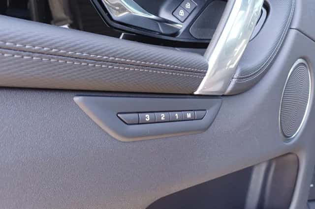 Land Rover Discovery Sport (2026) thumbnail 4