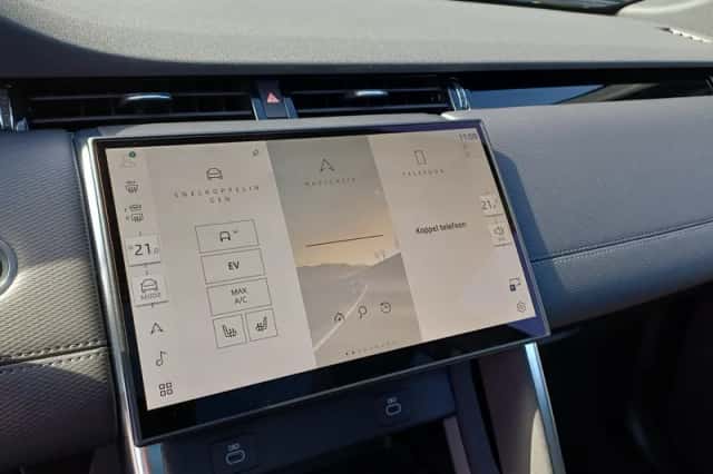 Land Rover Discovery Sport (2026) thumbnail 16