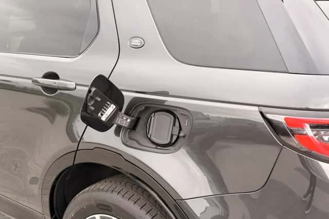 Land Rover Discovery Sport (2026) thumbnail 28