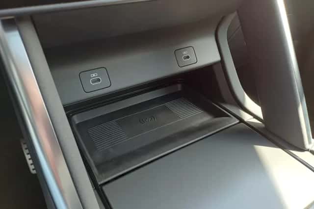 Land Rover Discovery Sport (2026) thumbnail 29