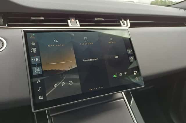 Land Rover Range Rover Evoque (2026) thumbnail 17