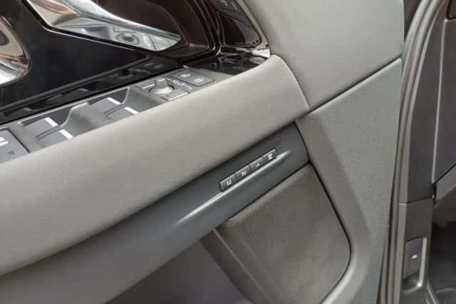 Land Rover Range Rover Evoque (2026) thumbnail 26