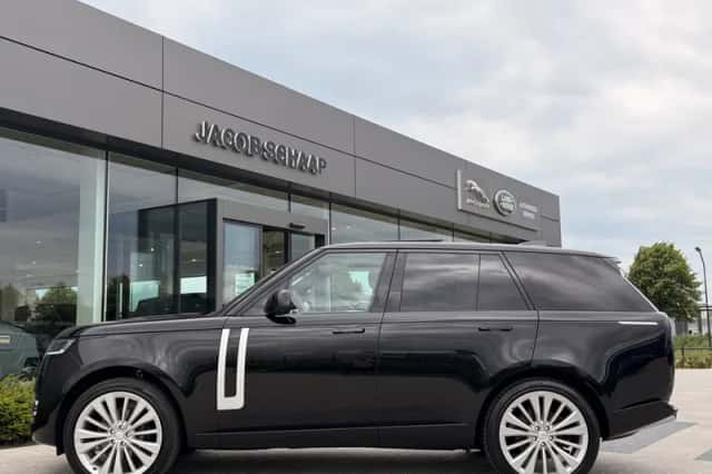 Land Rover Range Rover (2022) thumbnail 11