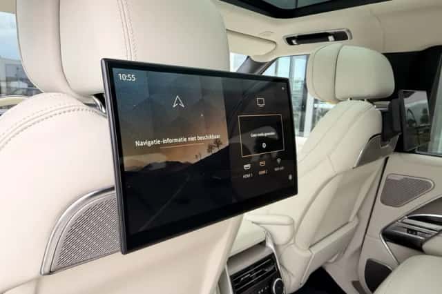 Land Rover Range Rover (2022) thumbnail 13