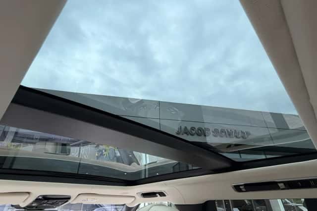 Land Rover Range Rover (2022) thumbnail 19