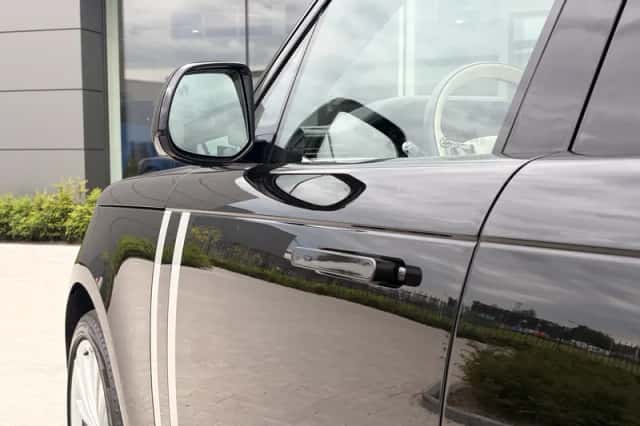 Land Rover Range Rover (2022) thumbnail 34