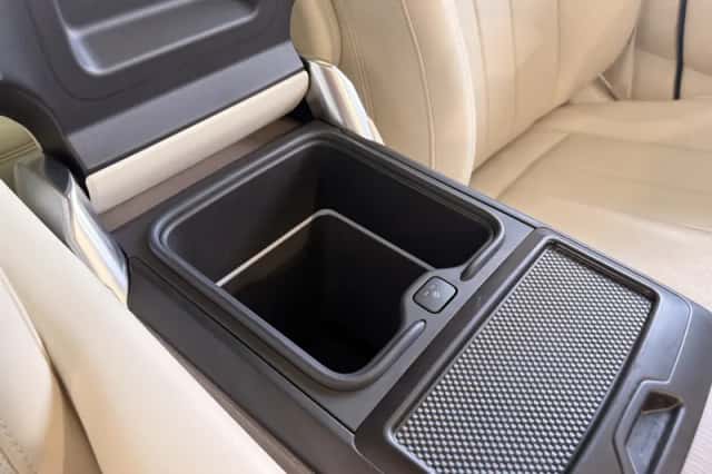 Land Rover Range Rover (2022) thumbnail 5
