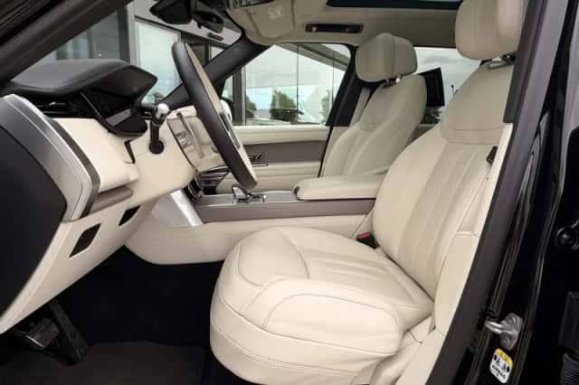Land Rover Range Rover (2022) thumbnail 7