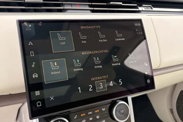 Land Rover Range Rover (2022) thumbnail 10