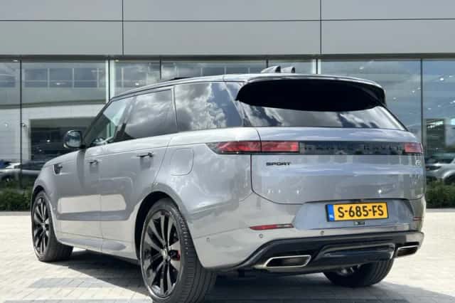 Land Rover Range Rover Sport (2023) thumbnail 5