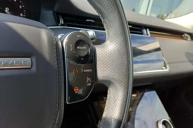 Land Rover Range Rover Evoque (2020) thumbnail 4