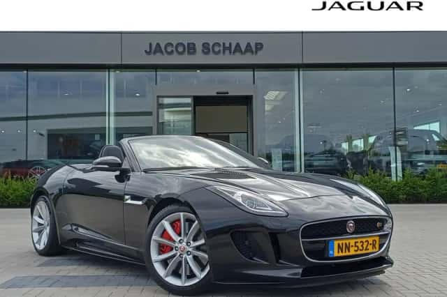Jaguar F-Type (2016) thumbnail 1