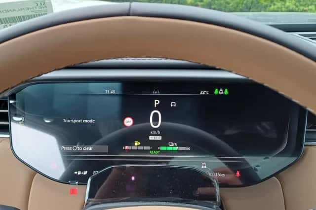 Land Rover Range Rover Sport (2026) thumbnail 5