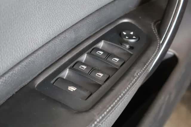 BMW 1-Serie (2009) thumbnail 1