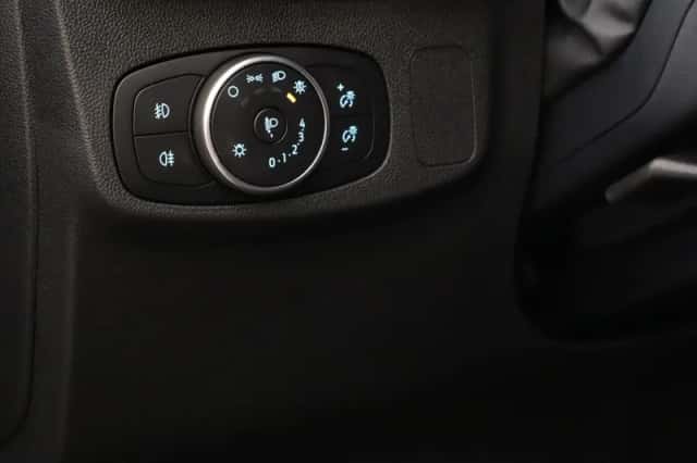 Ford Focus (2024) thumbnail 1
