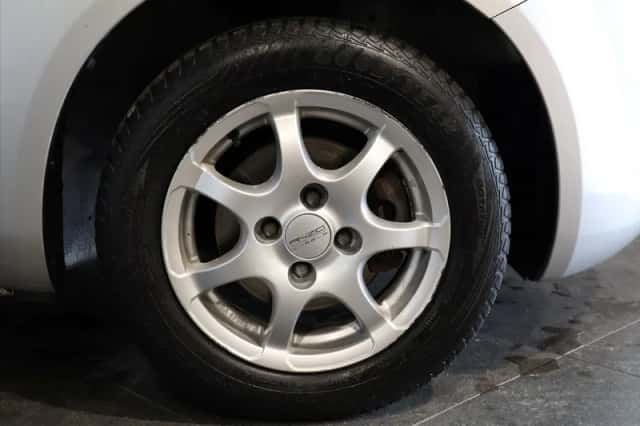 Opel Agila (2009) thumbnail 3