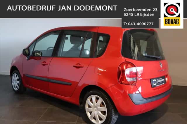 Renault Grand Modus (2011) thumbnail 4