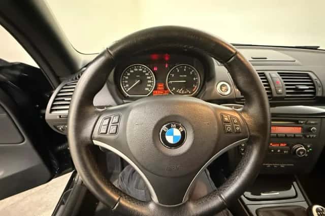 BMW 1-Serie (2009) thumbnail 16