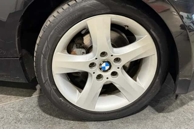 BMW 1-Serie (2009) thumbnail 10