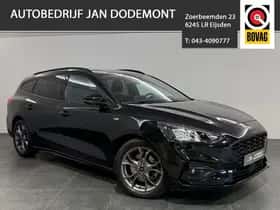 Ford Focus (2021) thumbnail 2