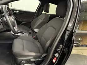 Ford Focus (2021) thumbnail 13