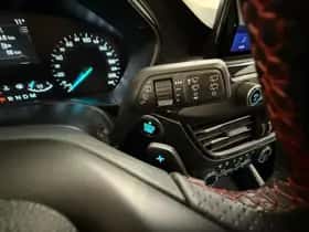 Ford Focus (2021) thumbnail 18