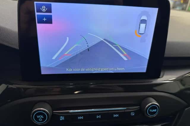 Ford Focus (2021) thumbnail 21