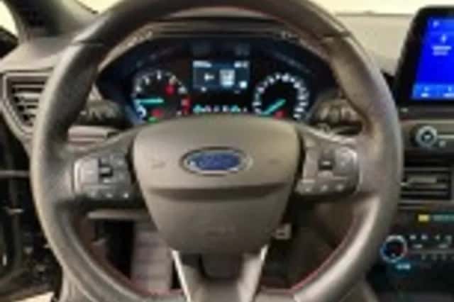 Ford Focus (2021) thumbnail 37